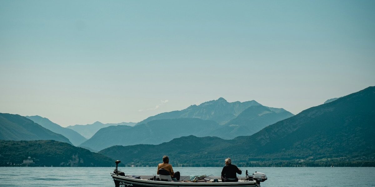 Why Mono Sometimes Beats Fluorocarbon